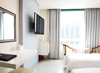Dong Seoul Hotel