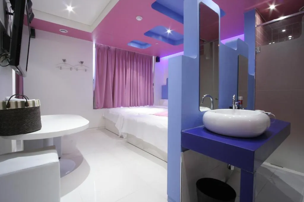 Dong Seoul Hotel