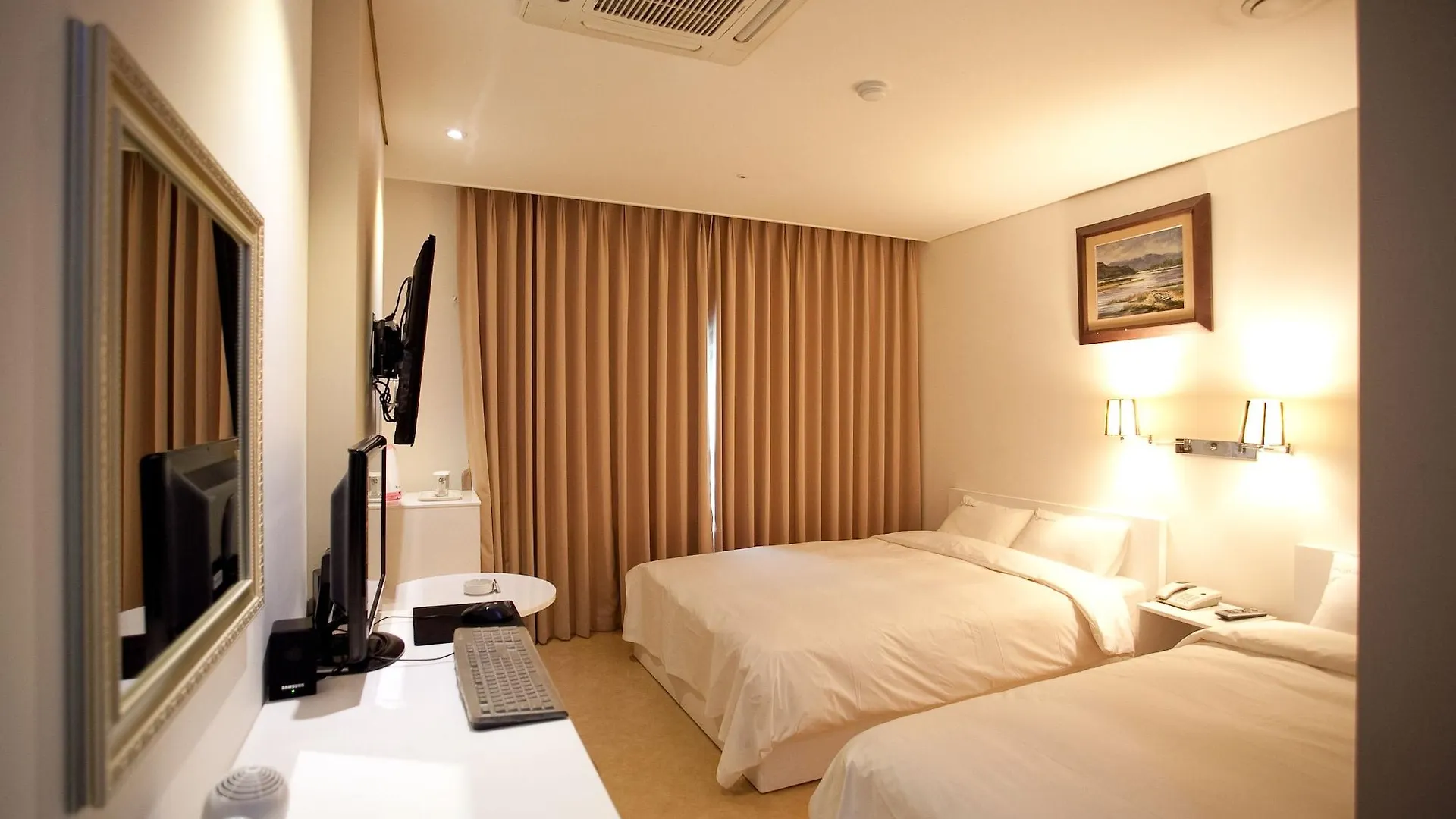 Dong Seoul Hotel South Korea