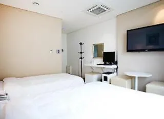 Dong Seoul Hotel