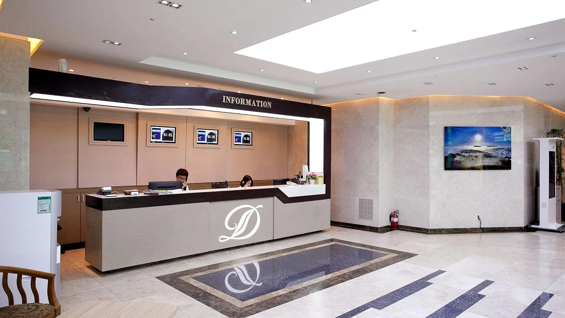 Dong Seoul Hotel
